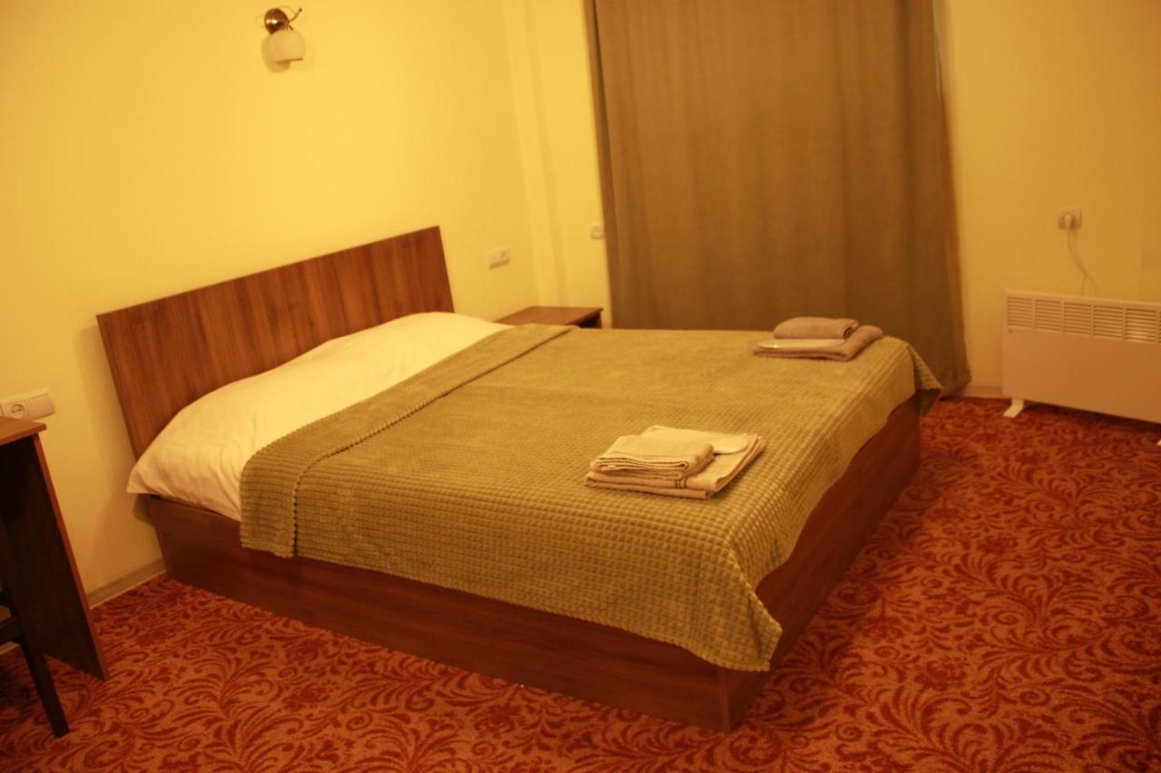 Hotel International Yerevan Exterior foto