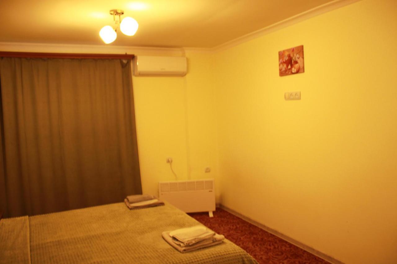 Hotel International Yerevan Exterior foto